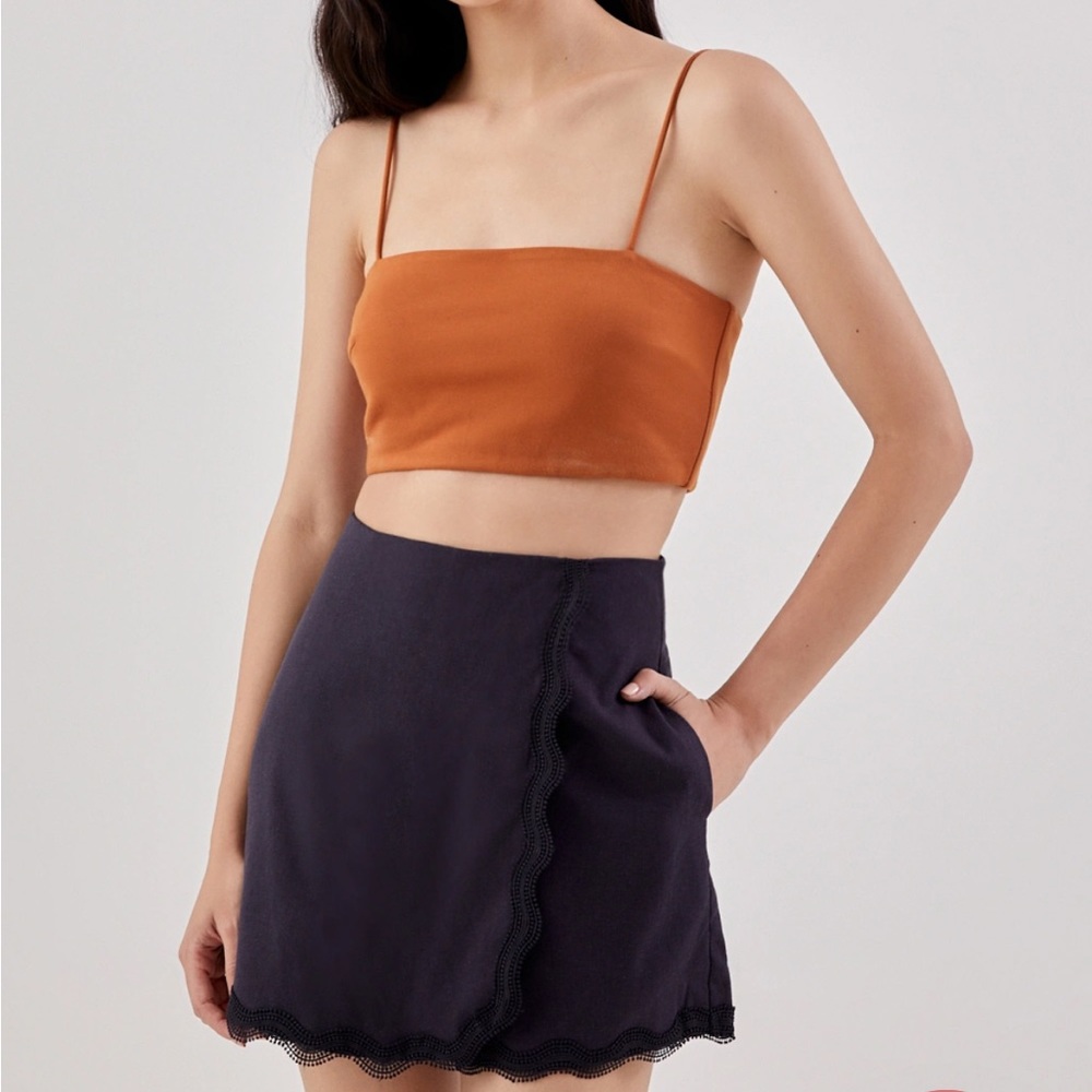 Love bonito benita linen scallop short